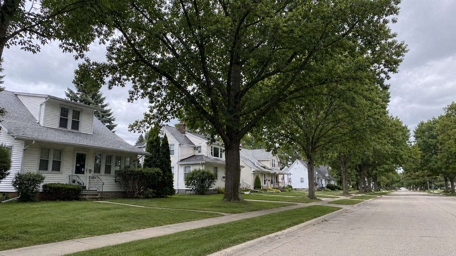 Residential neighborhood in Graettinger, IA — Master Certified InterNACHI home inspections by Home Inspection Fairmont MN, serving Palo Alto County and southern Minnesota.